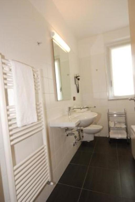 Residence & Suites Solaf Bonate di Sopra Quarto foto